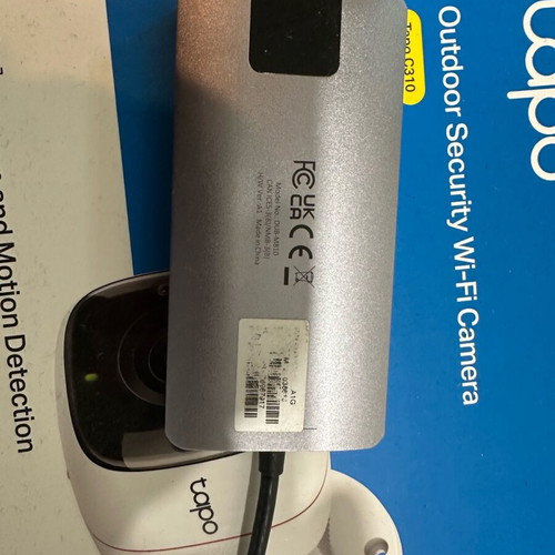 D-Link DUB-M810 USB-C Hub like new with HDMI, Ethernet, USB-C, USB 3.0, Card Reader