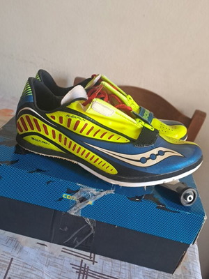 Saucony athletic shoes size 40.5 used, multicolor