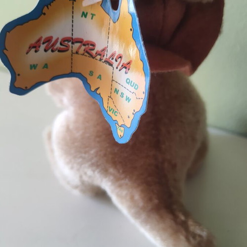 Kangaroo souvenir plush toy like new with hat from Australia 1995