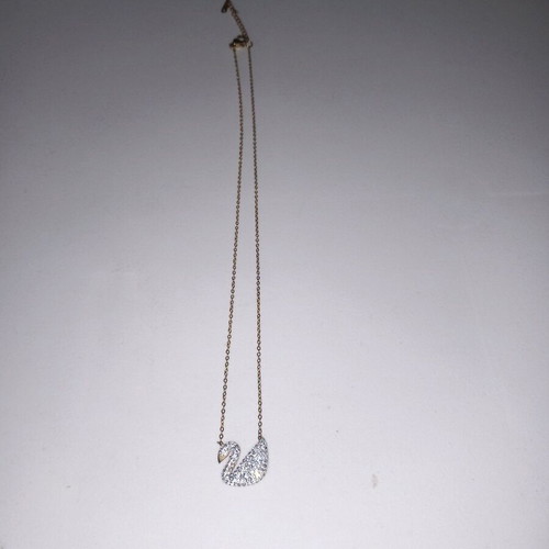 Women's necklace used, water and sea resistant, very durable