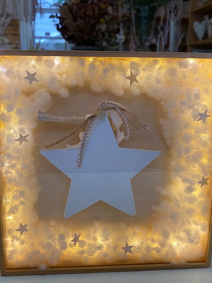 Wooden decorative light new, battery powered