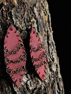 Handmade leather earrings red new