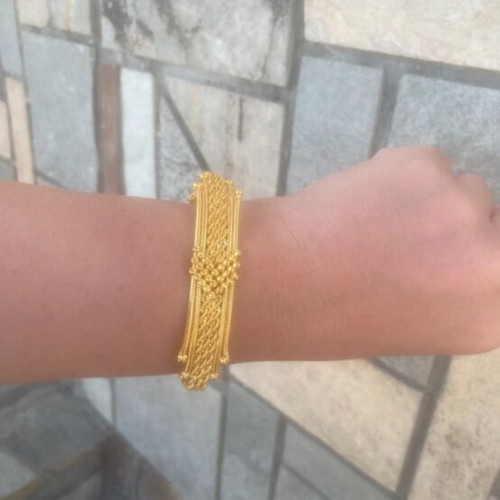 Women's bracelet new, gold color, gold plated