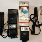 Nikon F60 camera set like new with 2 lenses and 2 flashes