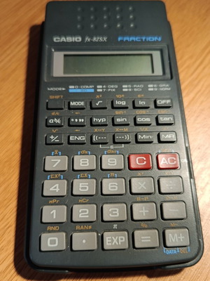 Casio fx-82SX научен калкулатор употребяван, напълно функционален, нуждае се от батерия