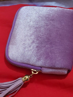 Jewelry transport wallet new, with 6 purple compartments