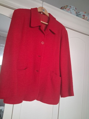 A-Style red wool coat used, warm