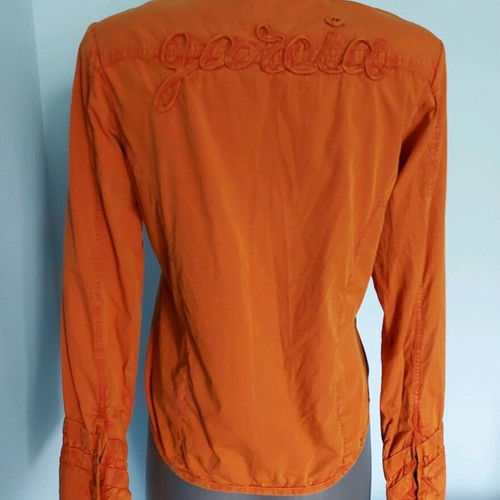 Garcia women's shirt like new with color changing effect, M/L