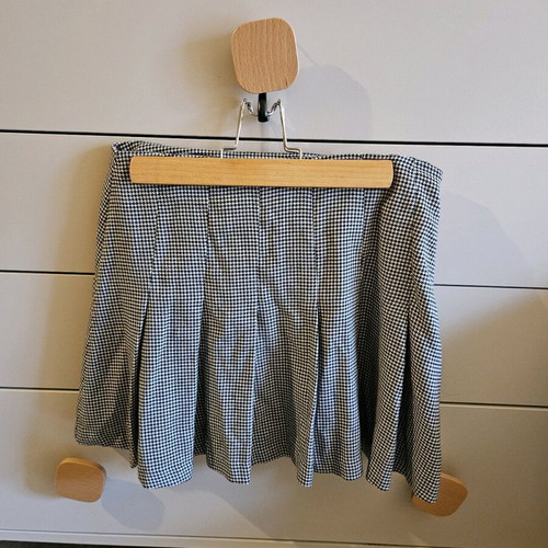 Stradivarius medium skirt like new, winter, soft