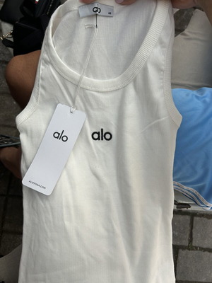 Alo women's T-shirt size L new, white