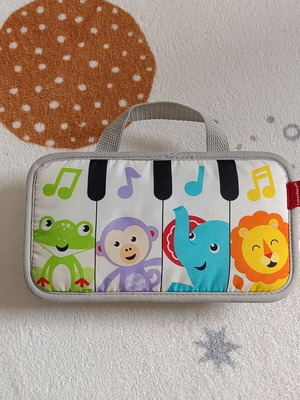Πιανάκια Fisher Price σετ 2 τεμαχίων μεταχειρισμένα, πλήρως λειτουργικά