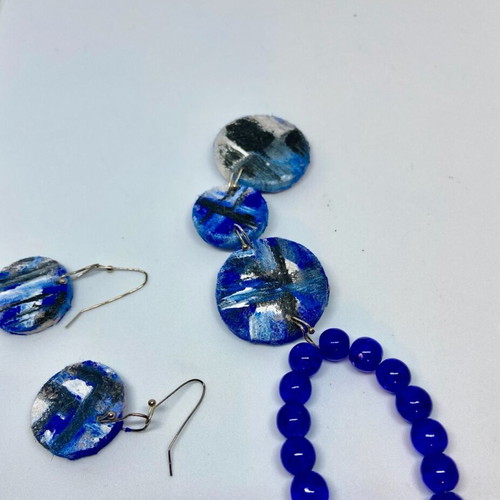 Necklace set with earrings new, handmade with glass stones 55 cm