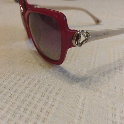 Mati Mati sunglasses like new with bicolor frame