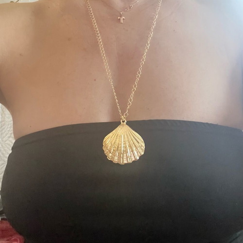 Necklace like new summer gold-colored