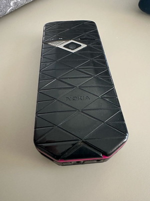 Nokia 7500 Prism