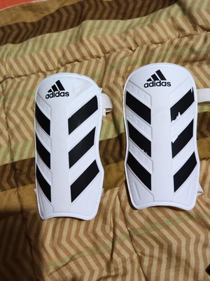 Adidas Everlite shinpads used, for 10-year-old kids