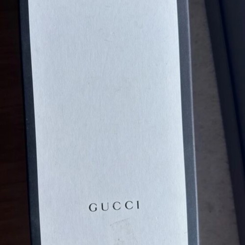 Gucci sneakers size 38.5 used, white and red