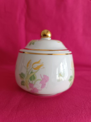 Limoges bonbonnière from French porcelain like new