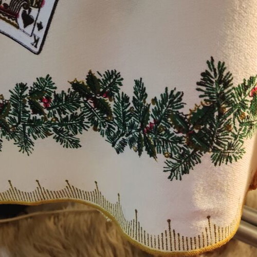 Tablecloth with 4 napkins used, Christmas set