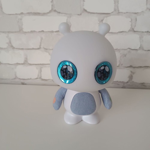 Tellie toy like new with music and interactive character