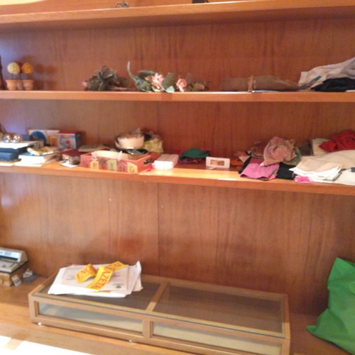 Store furniture used in excellent condition