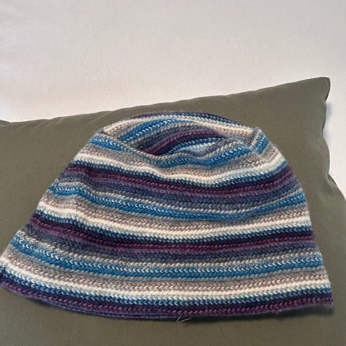 Unisex hipster knitted wool beanie new, multicolor blue