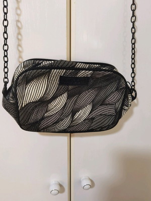 Women's crossbody bag used