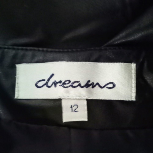 Dreams shorts and top set like new, black, size M