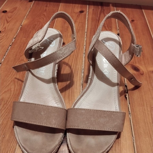 Parex beige platform espadrille sandals