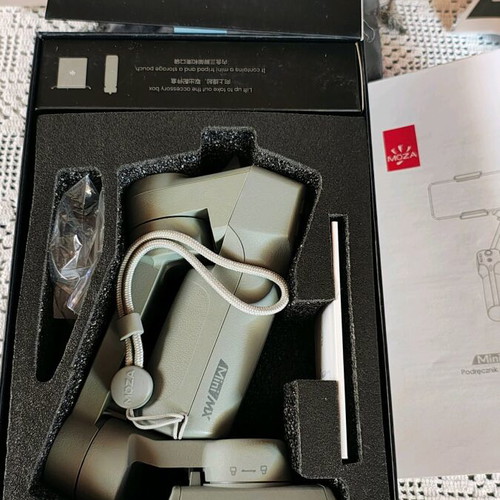 Gimbal σταθεροποιητής τριών αξόνων για smartphone σαν καινούργιο