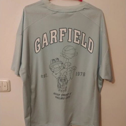 Garfield Oversize T-Shirt Medium Like New H and M