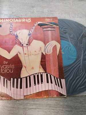 Vasilis fotu Minotaurus βινύλιο μεταχειρισμένο 1983