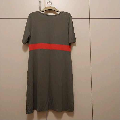Dina khaki dress XL with short sleeves and decorative buttons like new