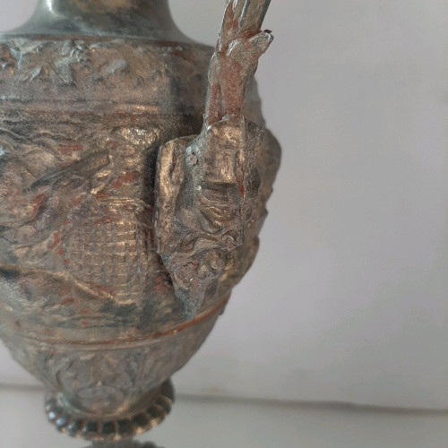 Bronze Victorian style ashtrays used, pack of 2, 1950