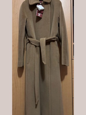 Max Mara Studio Celio coat new, size 40, camel color