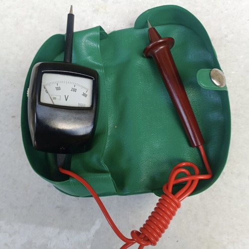 Collectible Analog Handheld Voltmeter from the 1970s like new