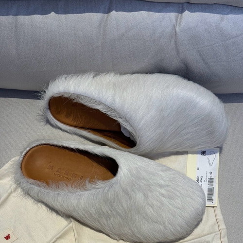 Marni Grey long-hair calfskin Fussbett sabot like new, size 42