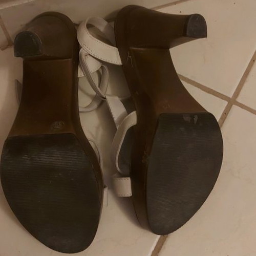 Sandals shoes used, size 39
