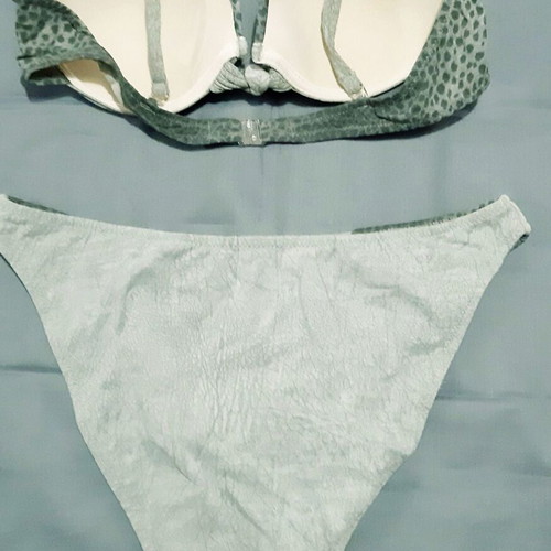 Lucifer Animal Prints Bikini used, size Large, green