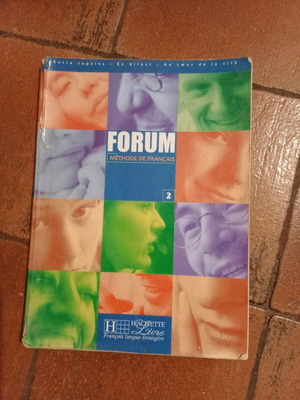 Hachette Forum 2 used French language book