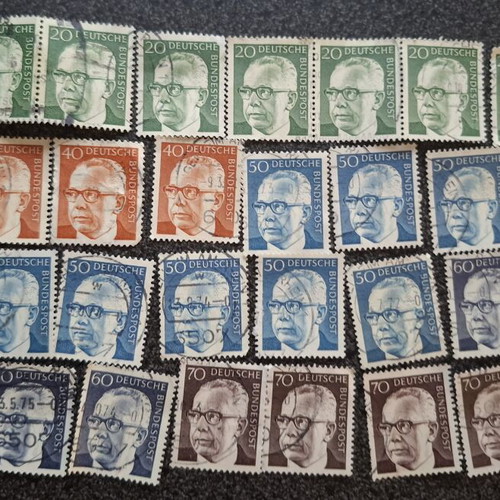 German stamps used, lot of 33 Deutsche Bundespost Gustav Heinemann