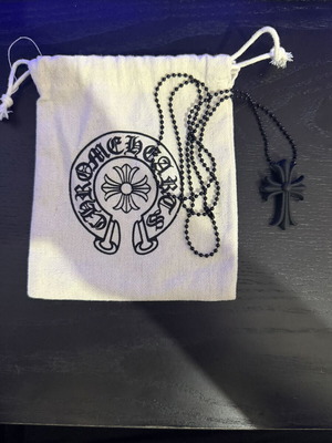 Chrome Hearts σιλικόνης κολιέ καινούργιο με τσαντάκι