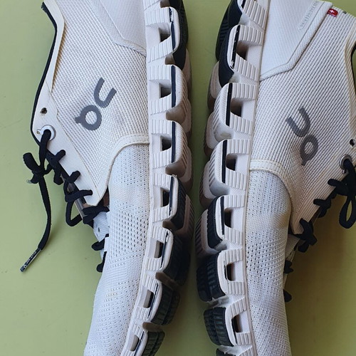 Sneakers size 42 used, white