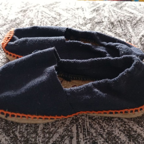 Children's espadrilles size 25 like new, black and red