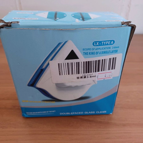 Magnetic window cleaning tool new