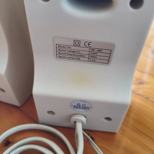 PC speakers used, economical option for beginners