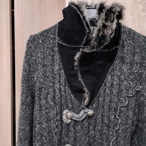 Lissa cardigan medium size, 90 cm length, like new, black and gray