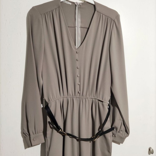 Regalinas one-piece jumpsuit like new, grey and beige with belt