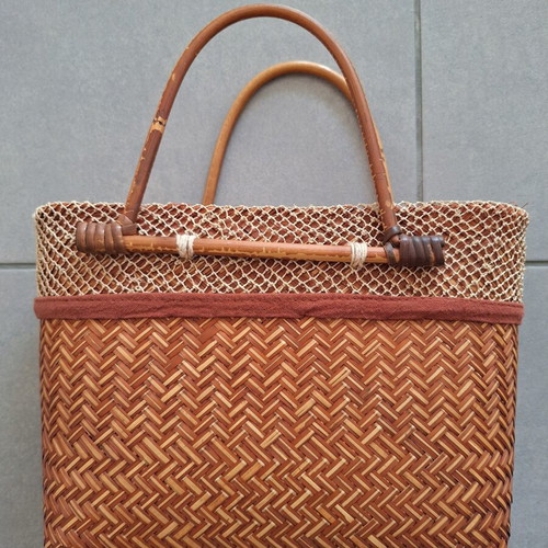 Small handbag made of bamboo with fabric lining like new