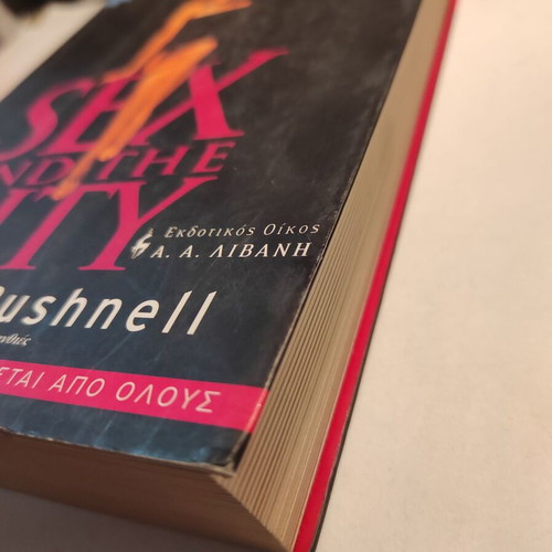 Sex and the city Candice Bushnell original Livani edition like new